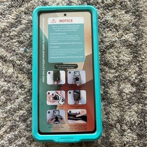 Waterproof phone case for 6.9-inch screens